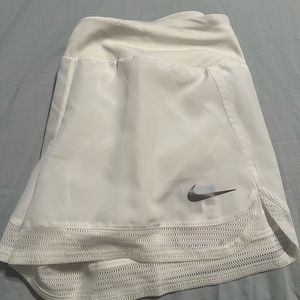 nike women medium running shorts
